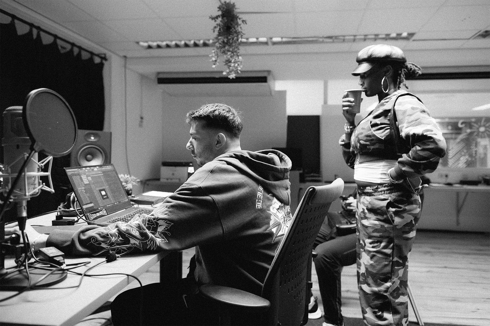 Nando Timpe, Yung Umbro, in de studio